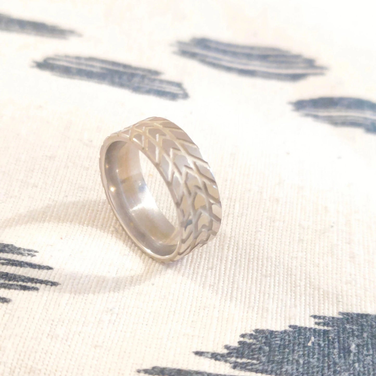 Amulette bague argentée de pouvoirs magique spirituels