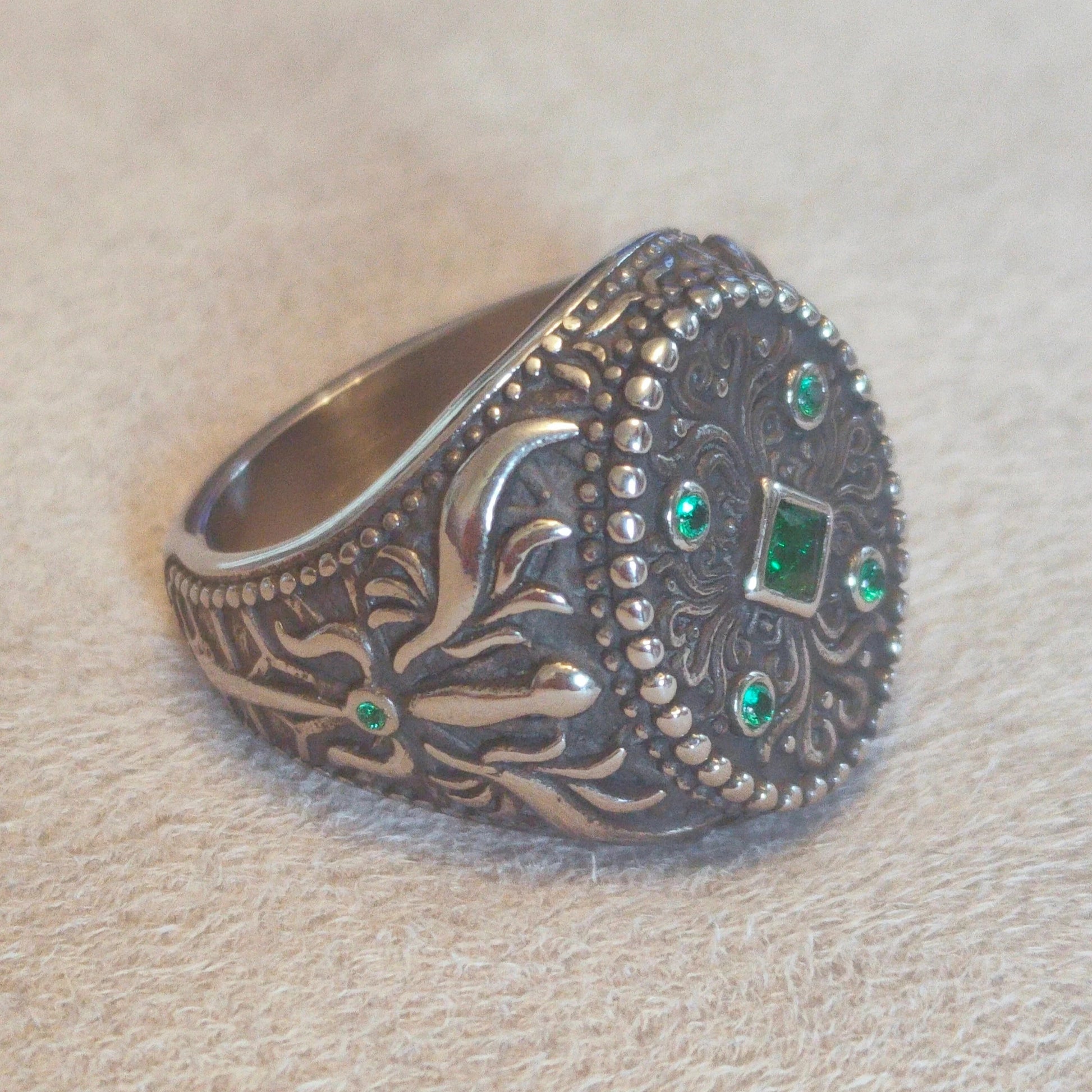 Bague de pouvoirs occulte et de sorciers